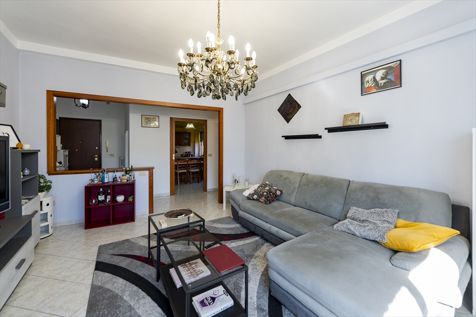 Quadrilocale in vendita in via pescasseroli 9, Chieti