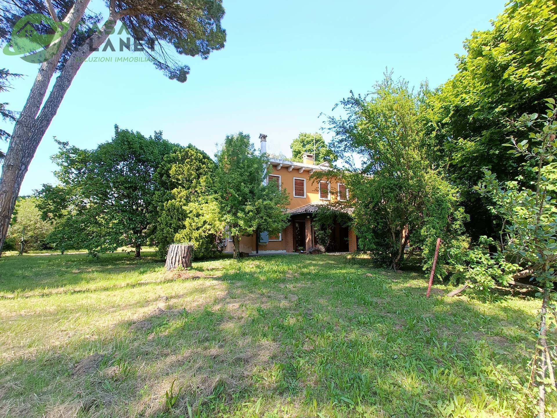 Casa indipendente con box a Mogliano Veneto