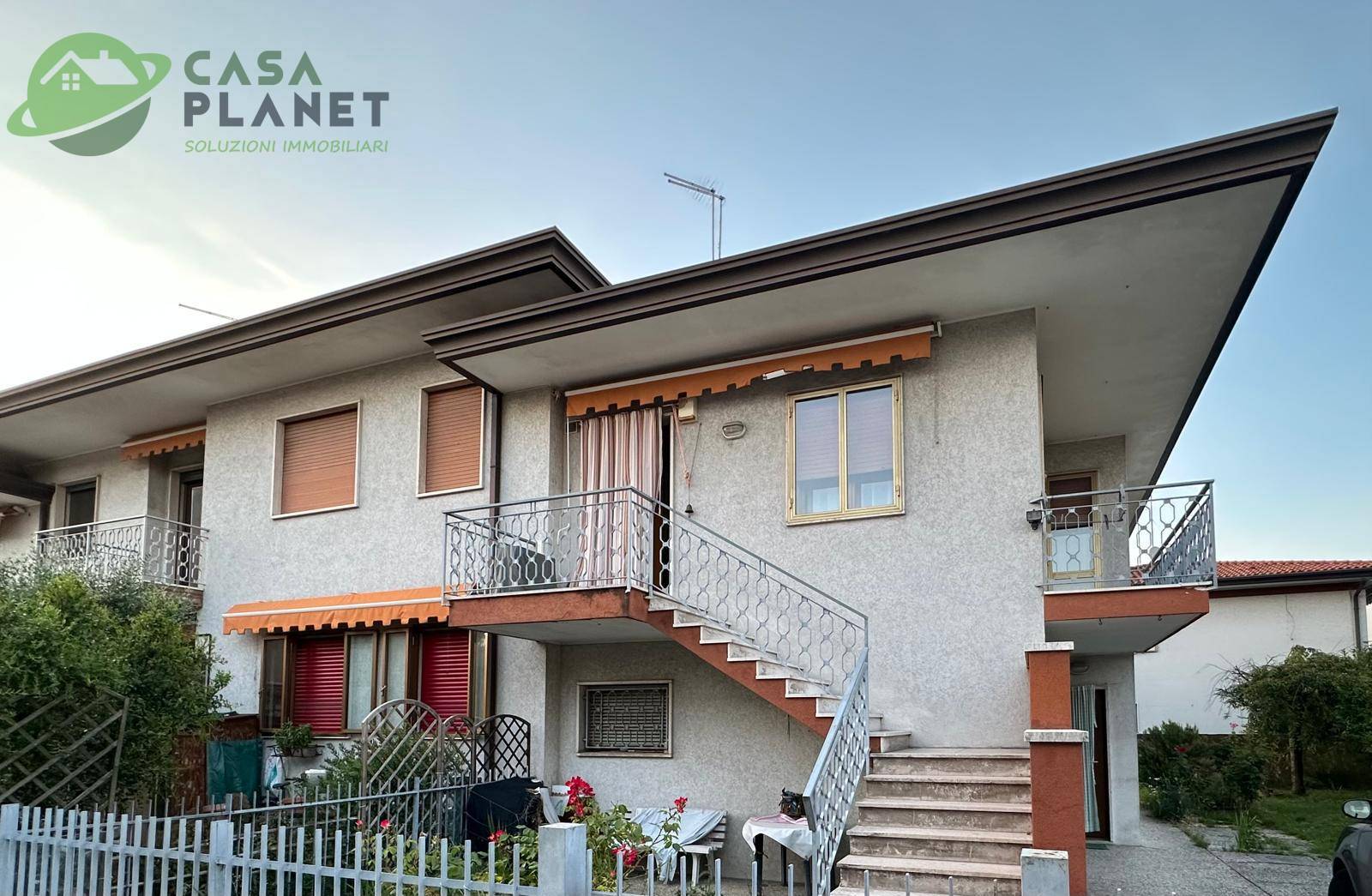 Villa a schiera di testa in vendita a Spinea