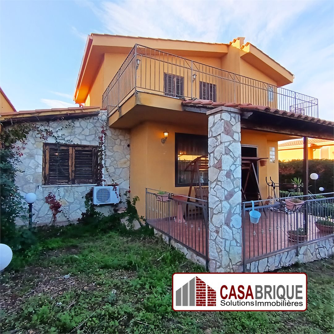 Villa vista mare a Altavilla Milicia