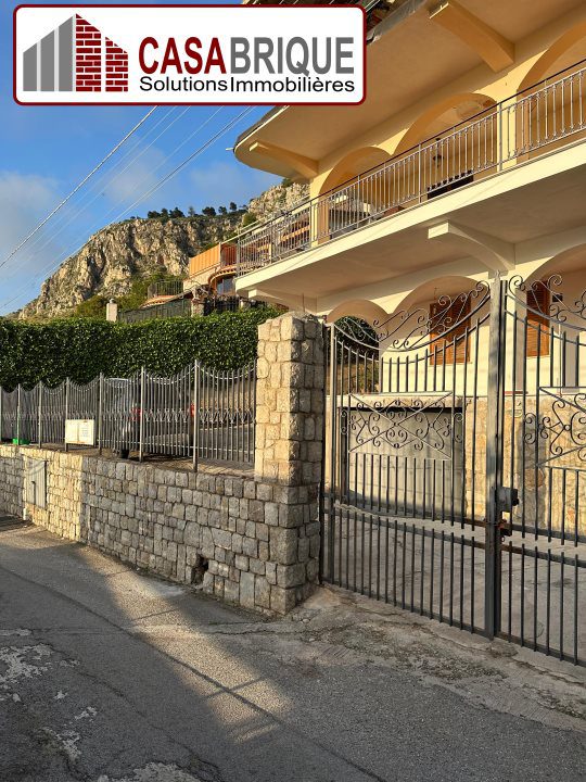 Quadrilocale in vendita a Bagheria