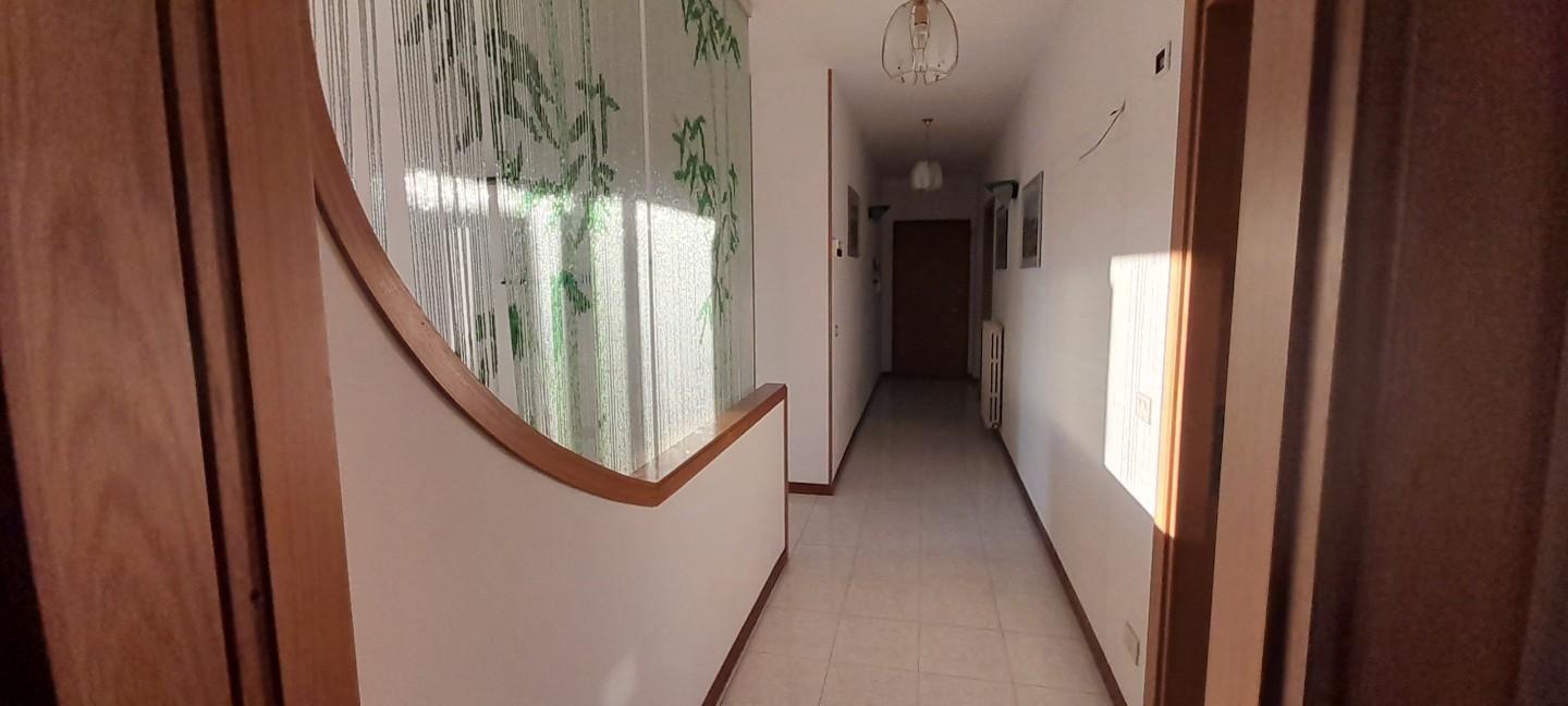 Appartamento in vendita, Massa zona viali