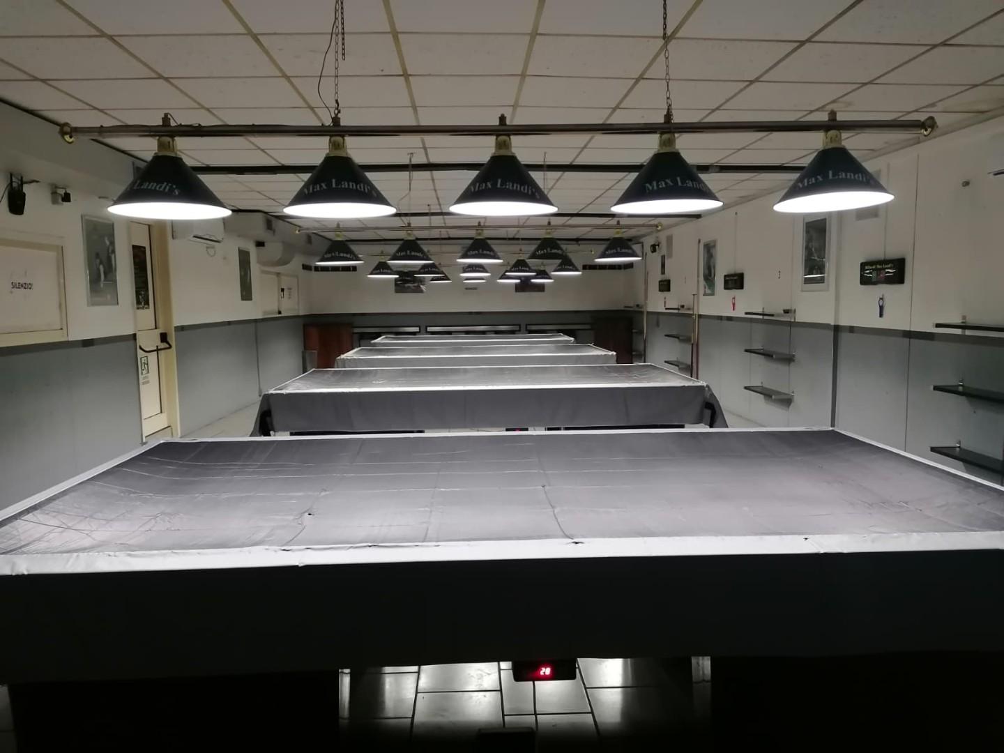 Locale commerciale in vendita, Carrara avenza