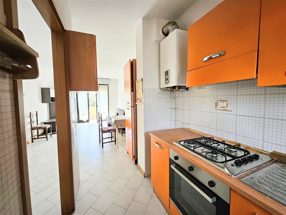 Quadrilocale con terrazzo, Massa ronchi