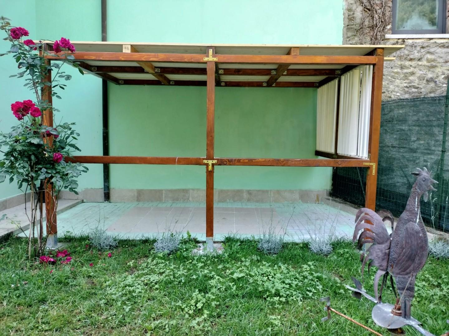 Casa indipendente con giardino, Massa canevara