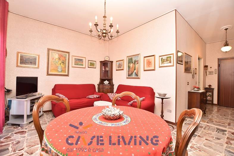 Appartamento in vendita a Rosate