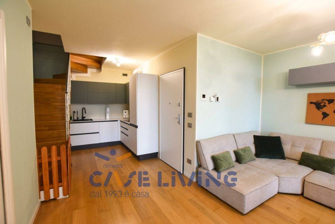 Appartamento in vendita a Rosate