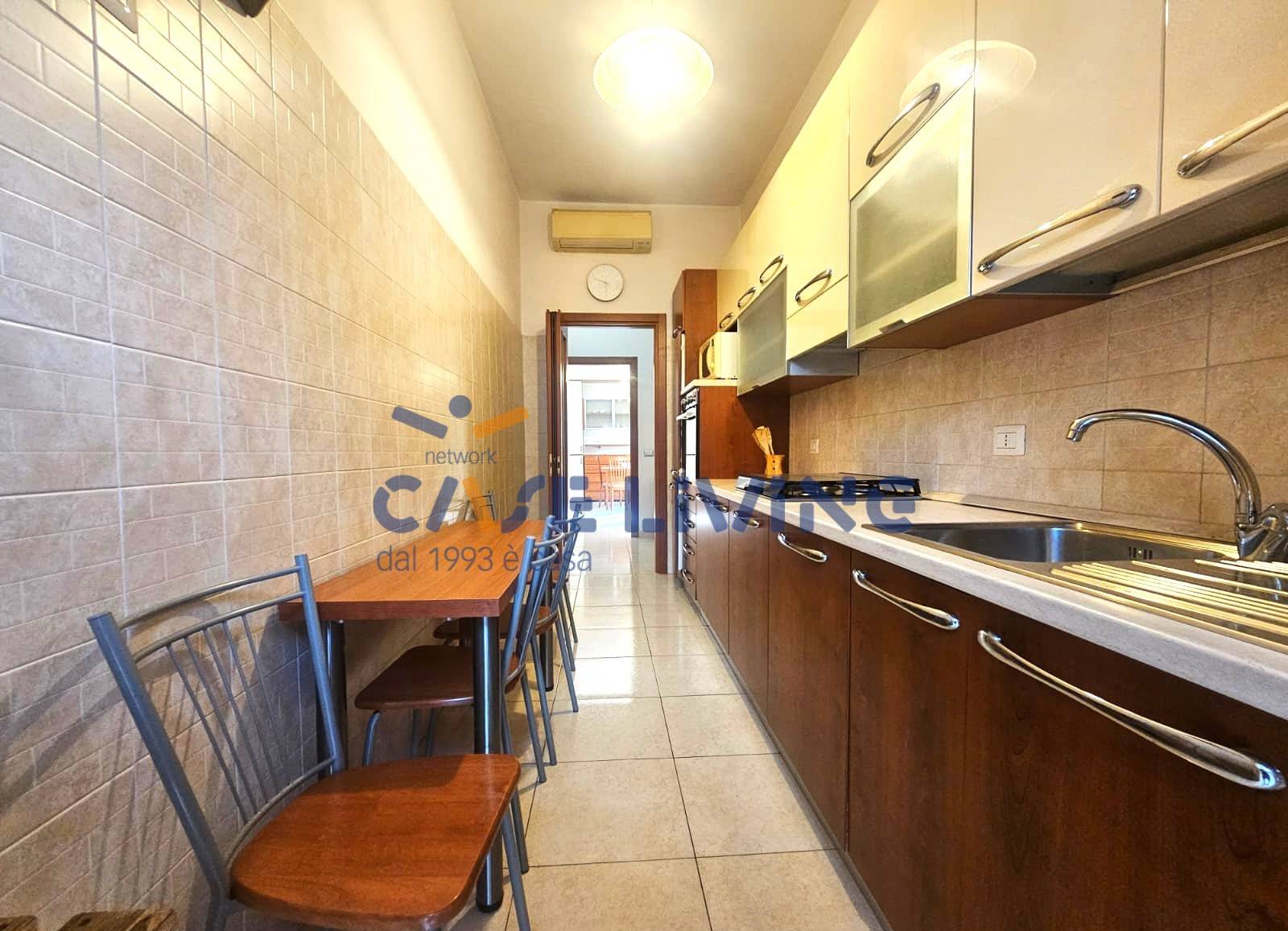 Appartamento in vendita a Milano, P.ta Genova