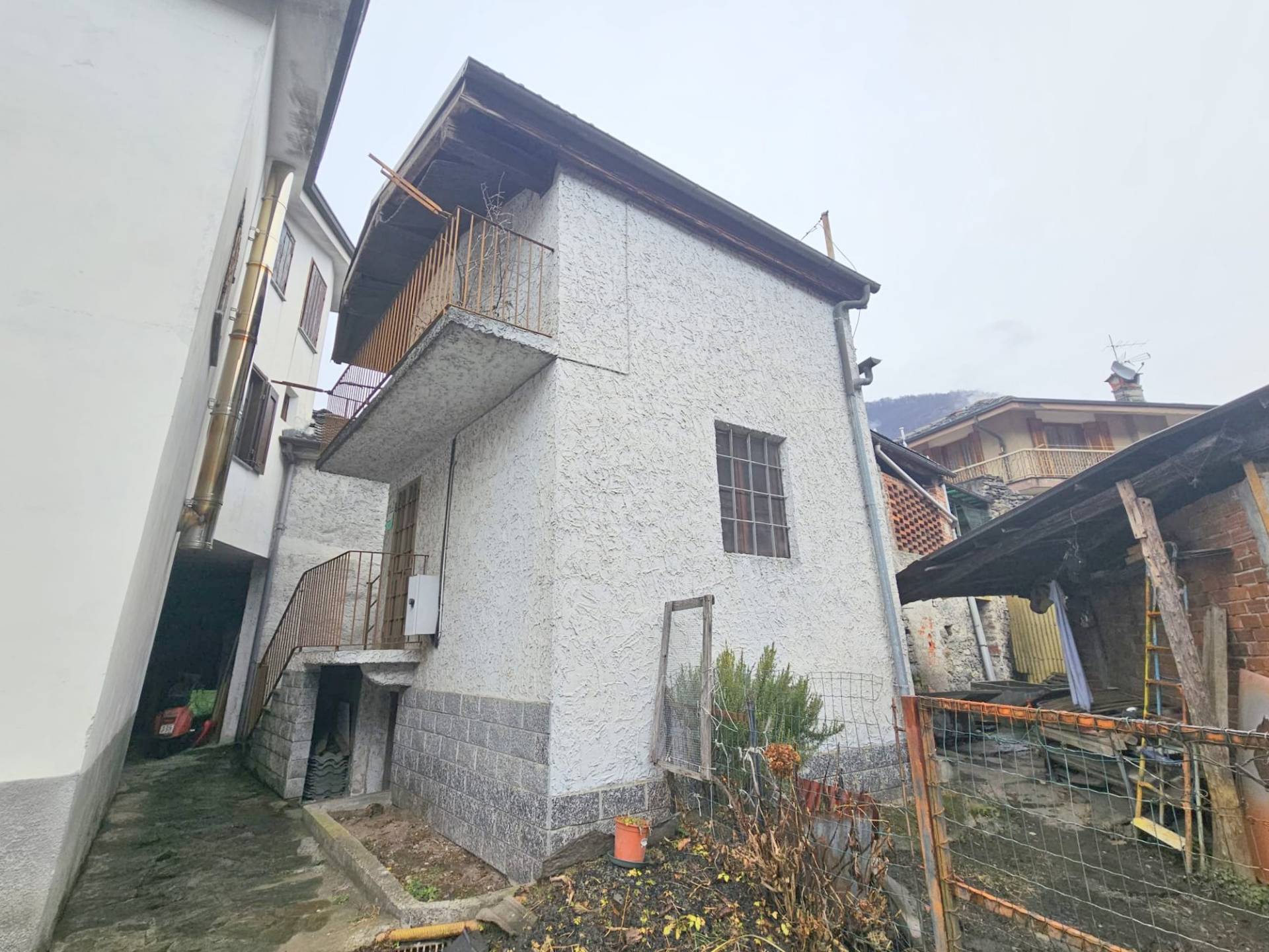 Appartamento in vendita a Sparone