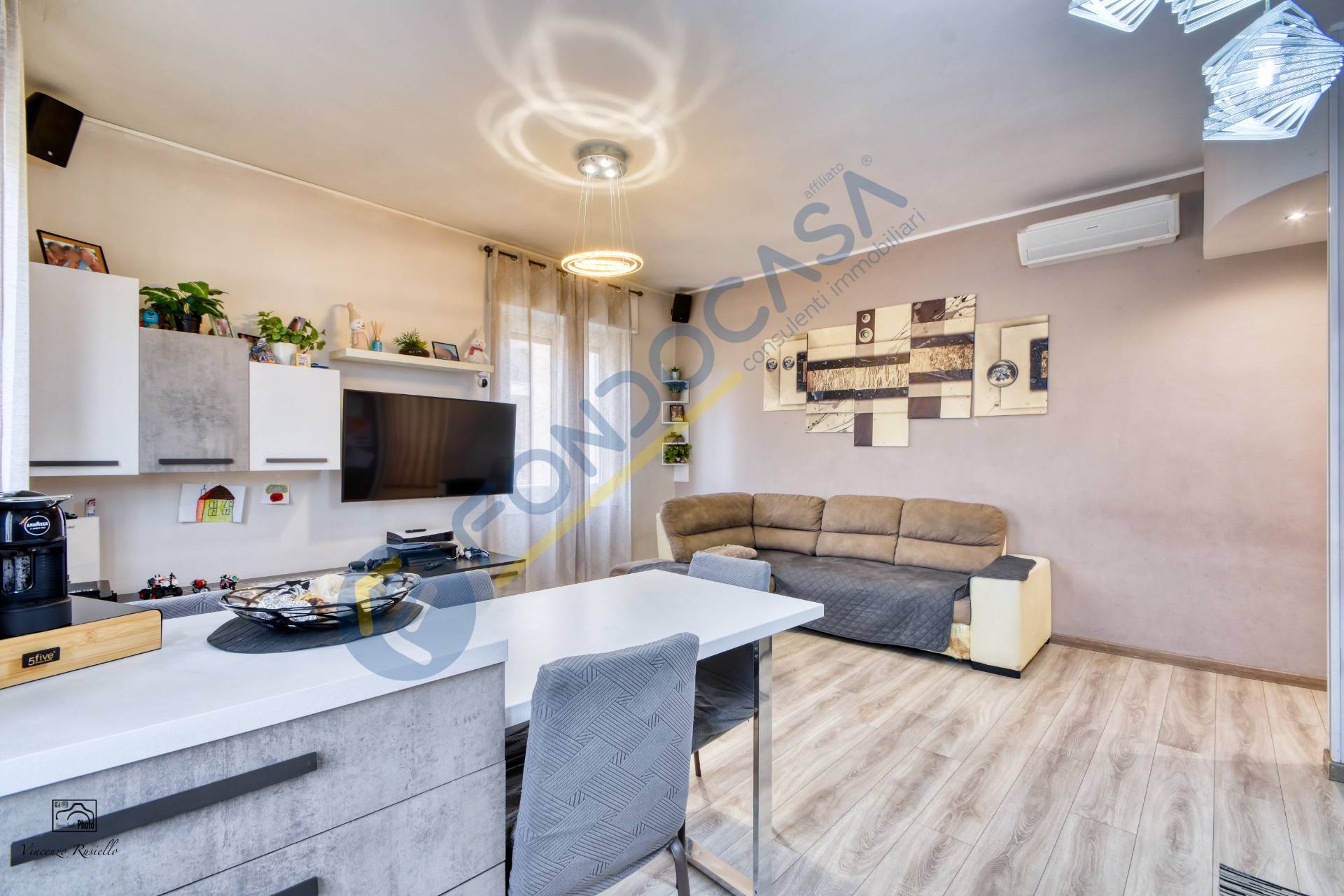 Appartamento in vendita a Limbiate, Centro