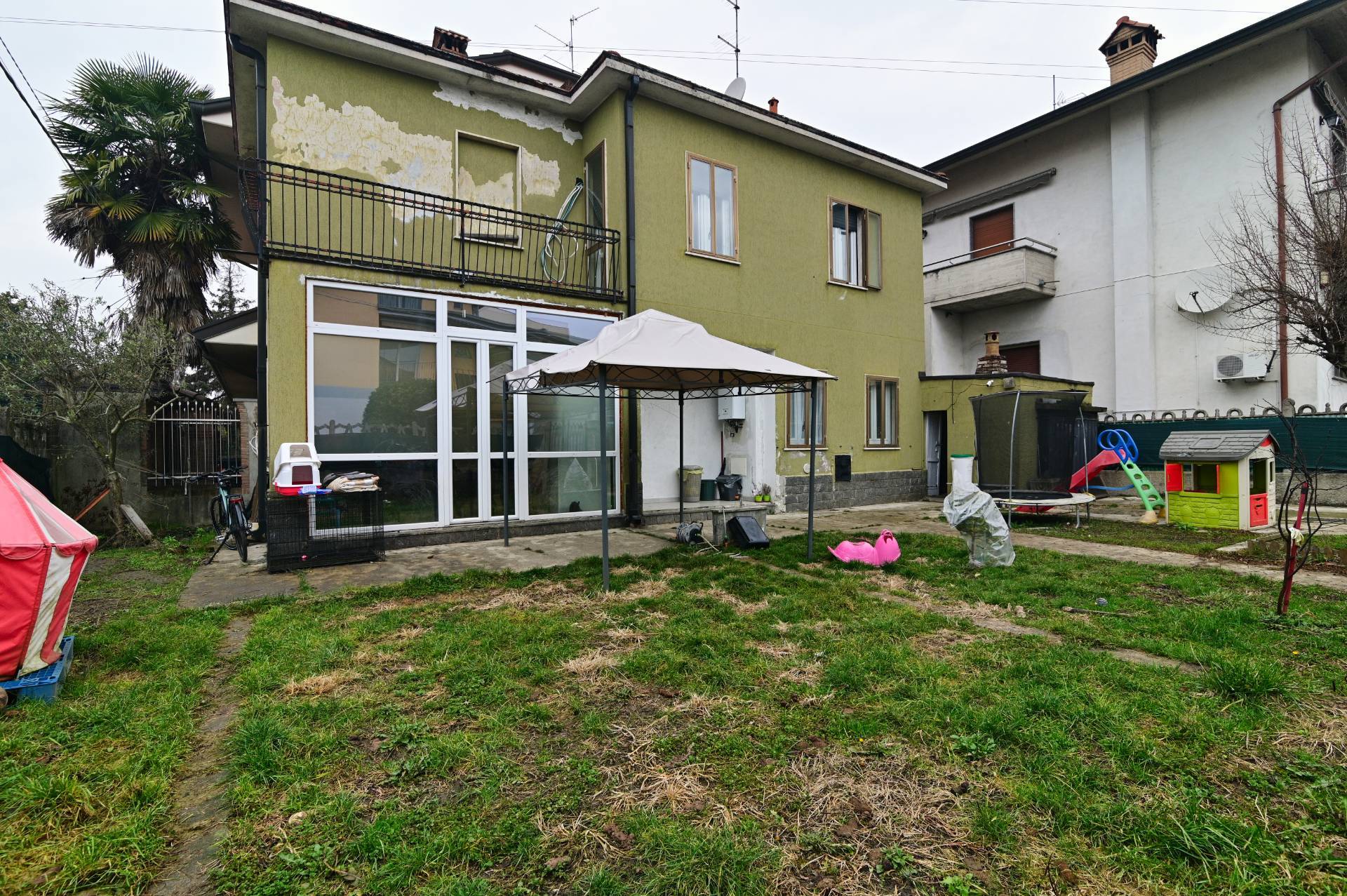 Villa in vendita a Solaro