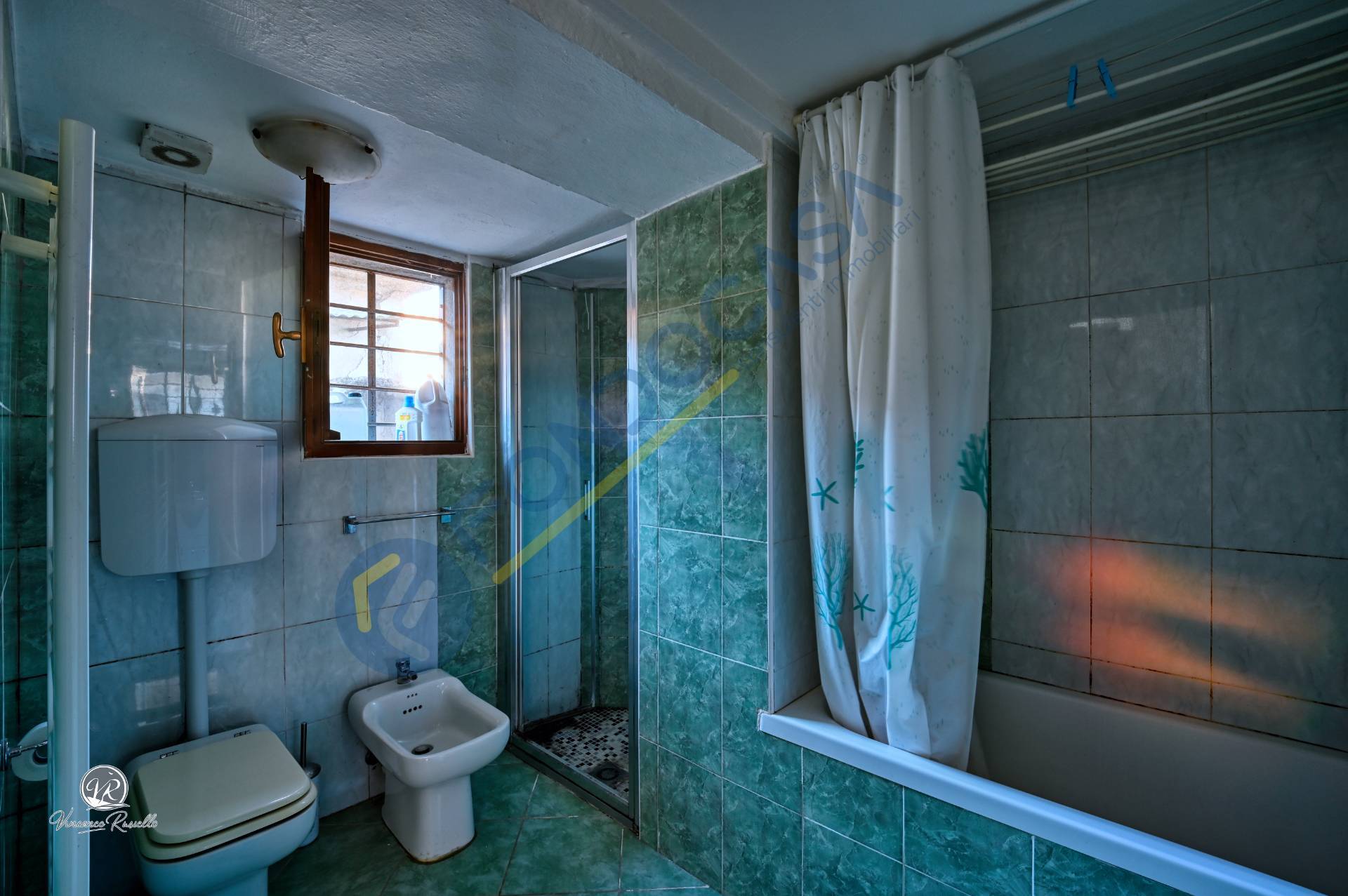 Appartamento in vendita a Limbiate, Centro