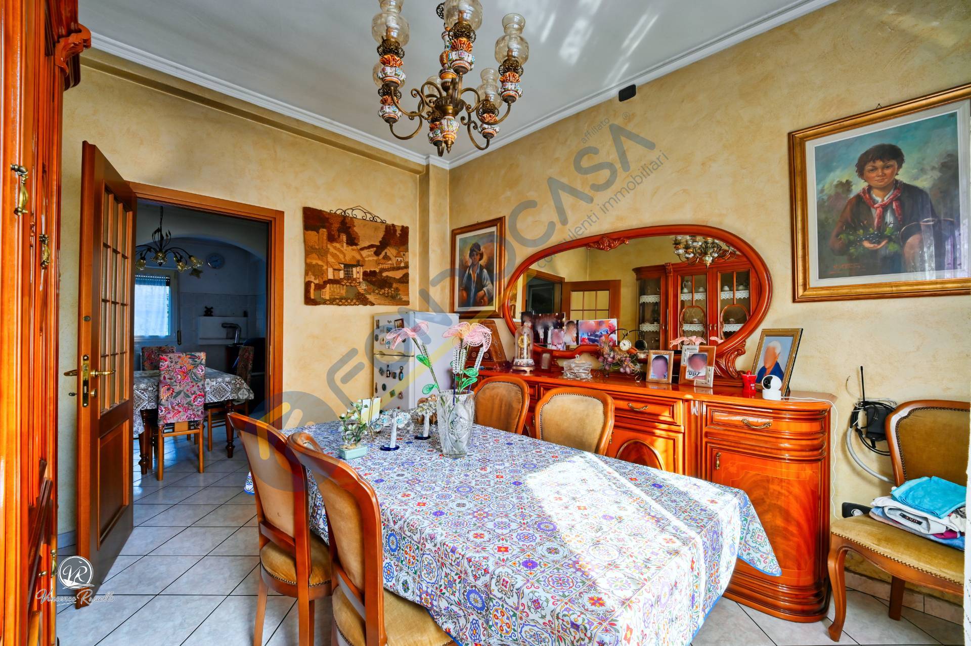 Villa bifamiliare in vendita a Limbiate, Centro