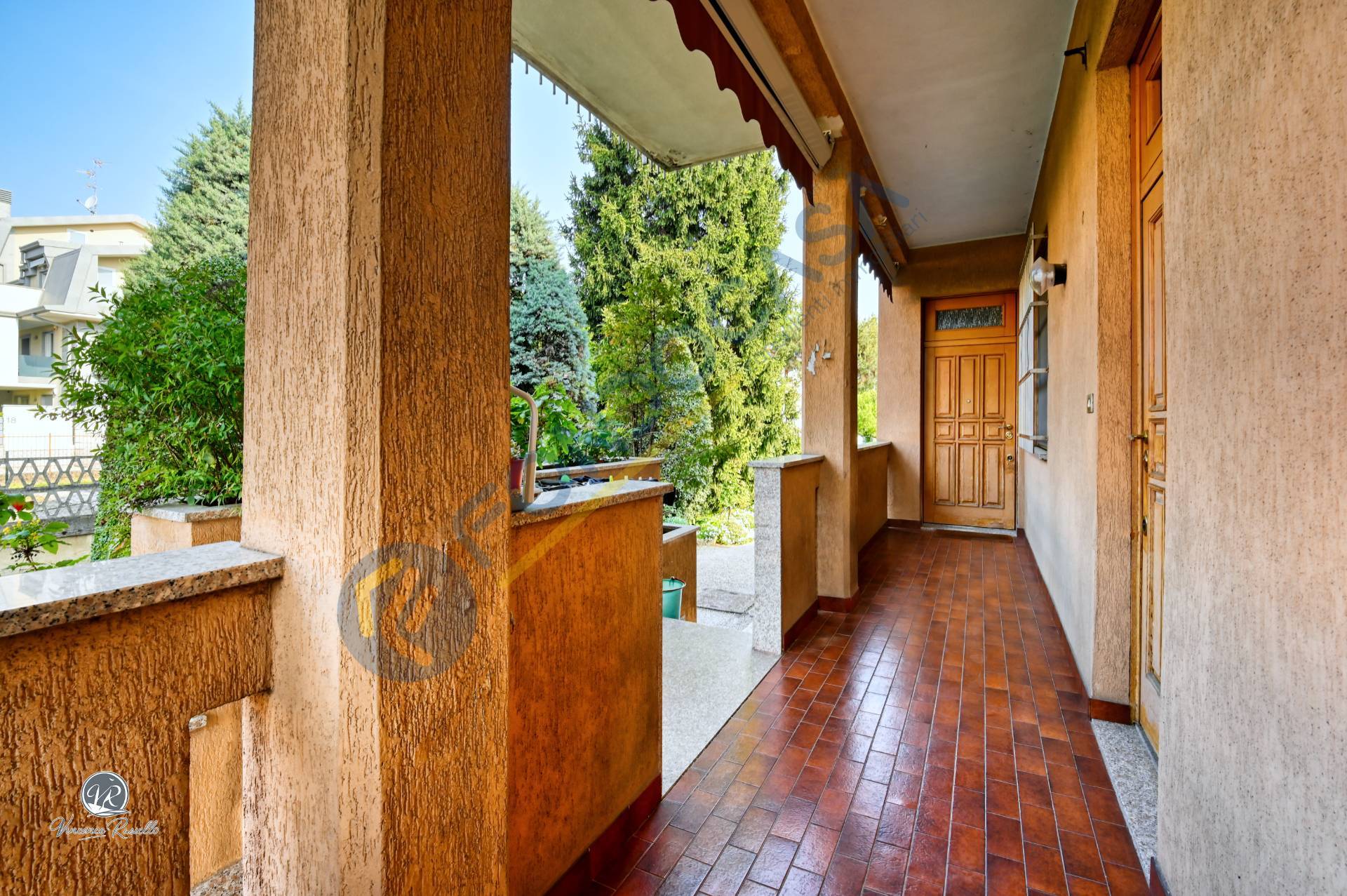 Villa in vendita a Limbiate, Centro