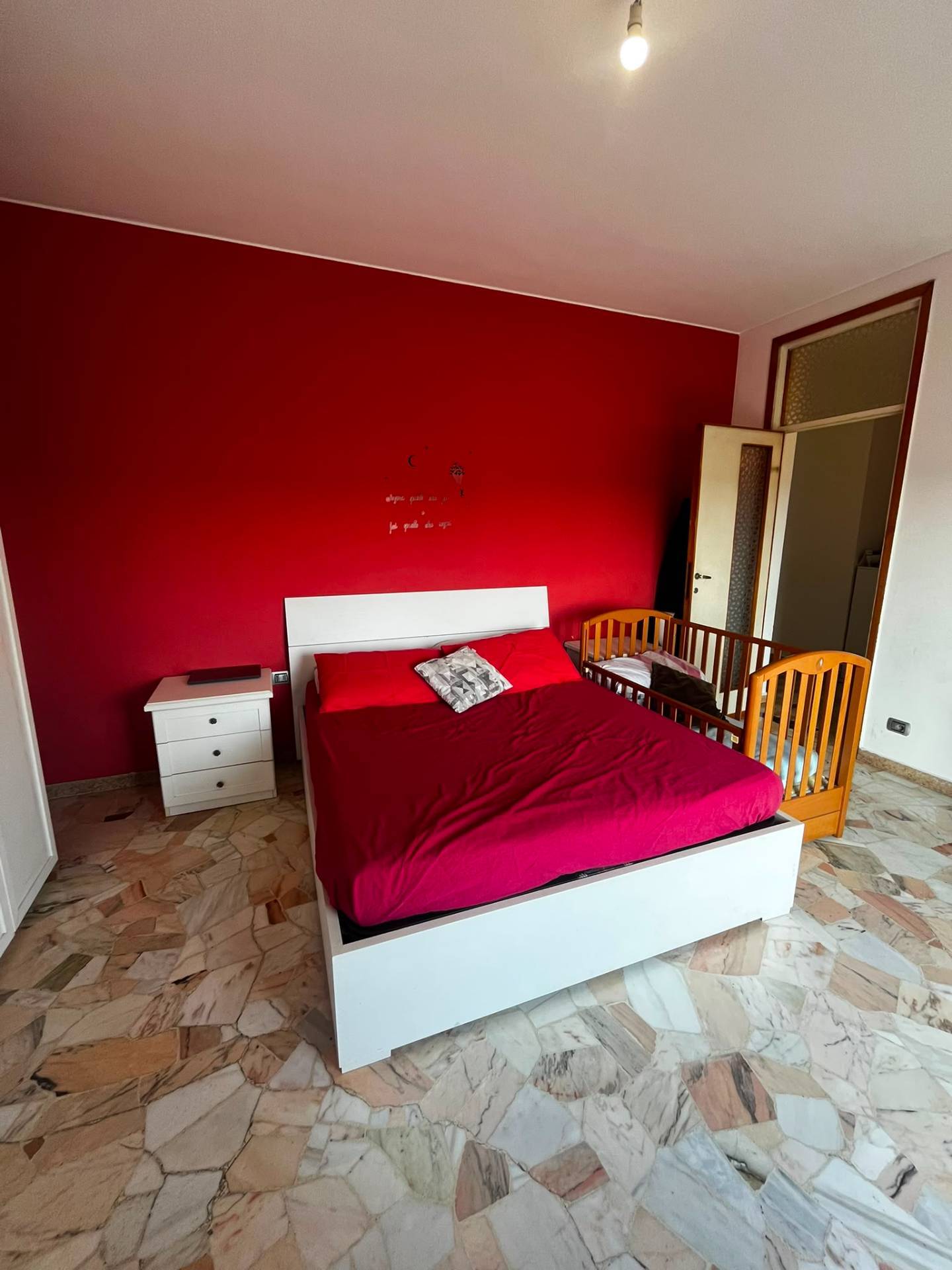 Appartamento in vendita a Limbiate, Mombello