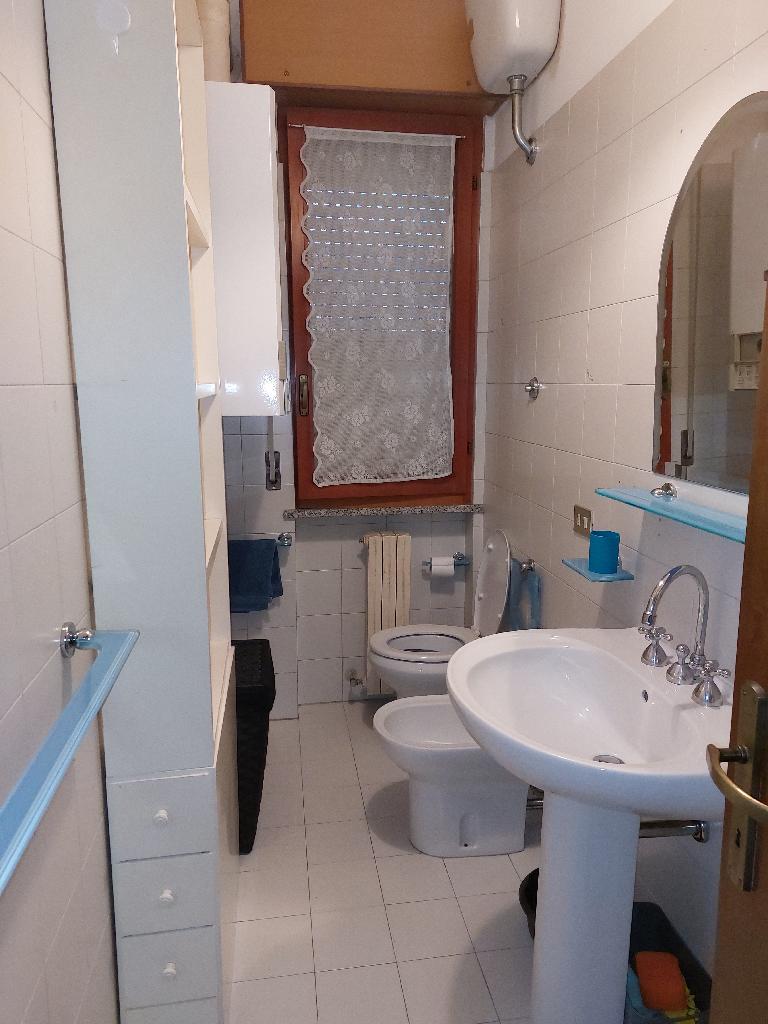 Appartamento arredato in affitto in via ascoli piceno 205, Ancona