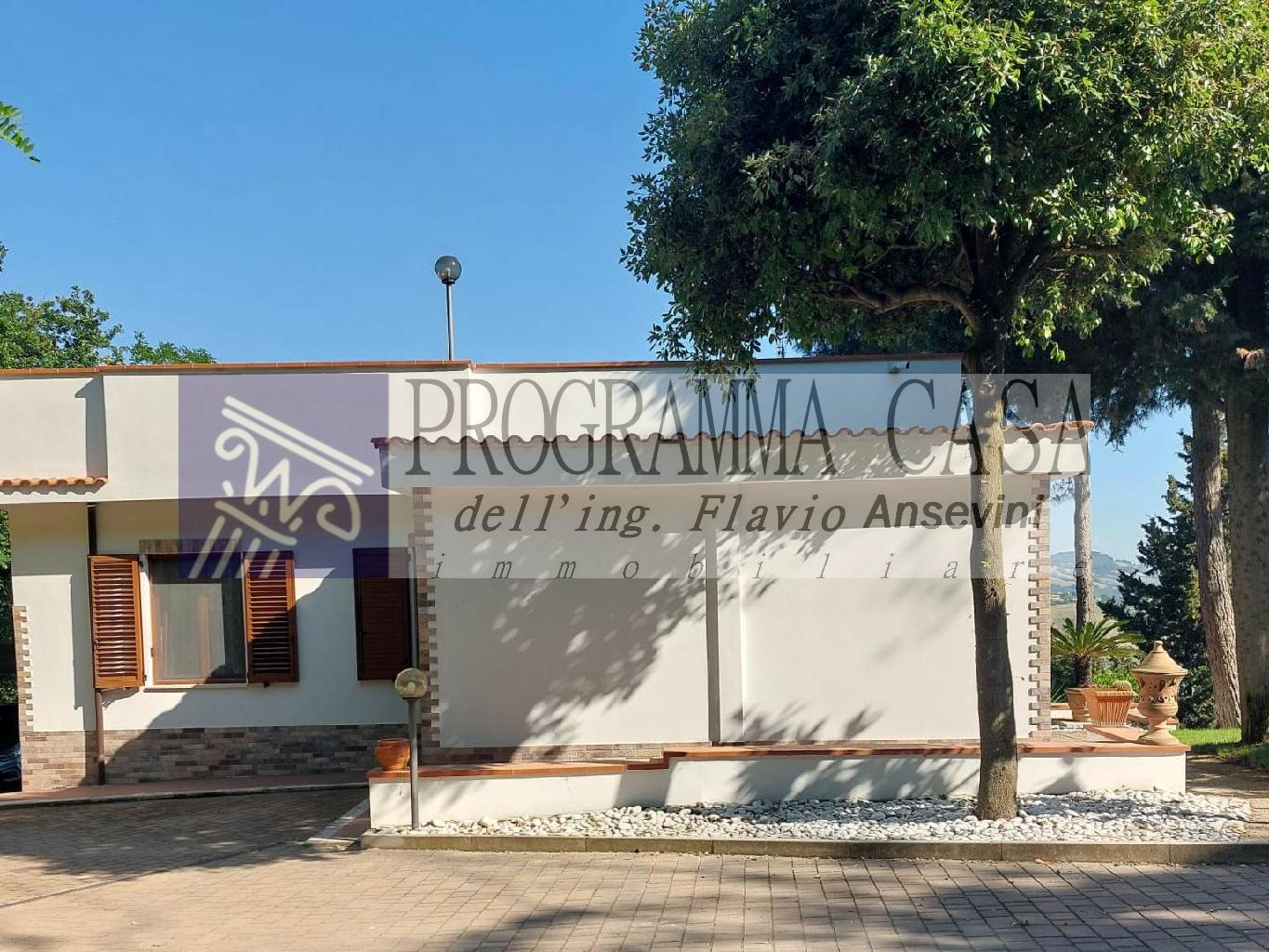 Casa indipendente con giardino, Ancona paterno