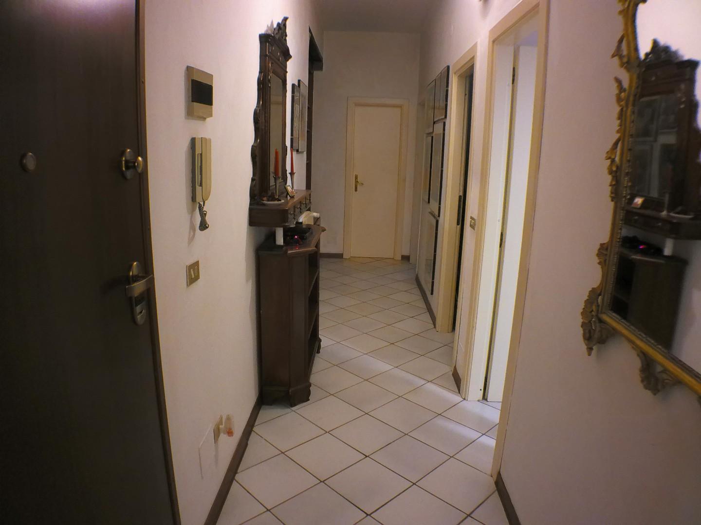 Quadrilocale in vendita, Carrara avenza