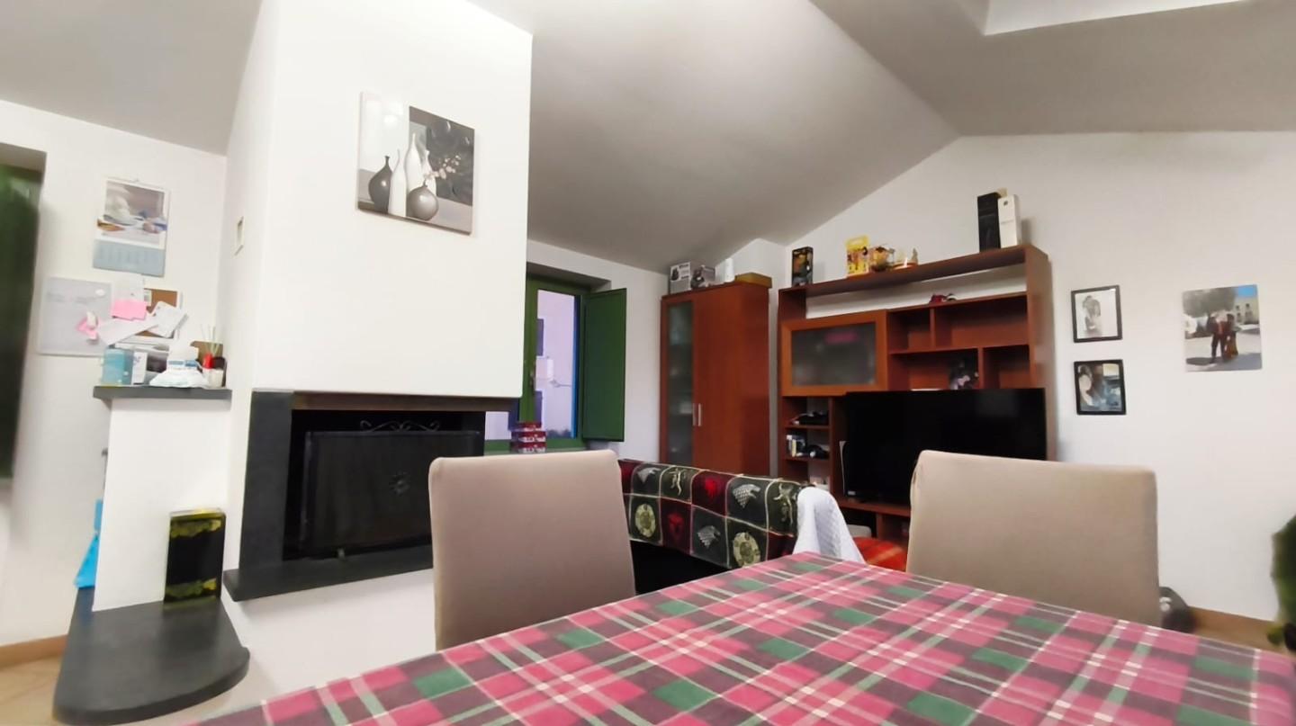 Quadrilocale arredato in affitto a Carrara