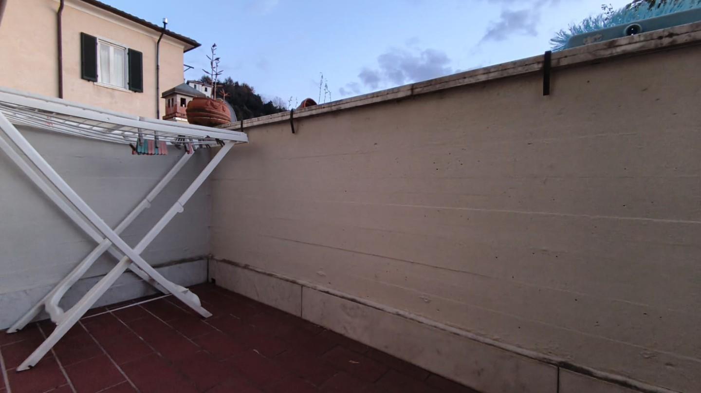 Quadrilocale arredato in affitto a Carrara