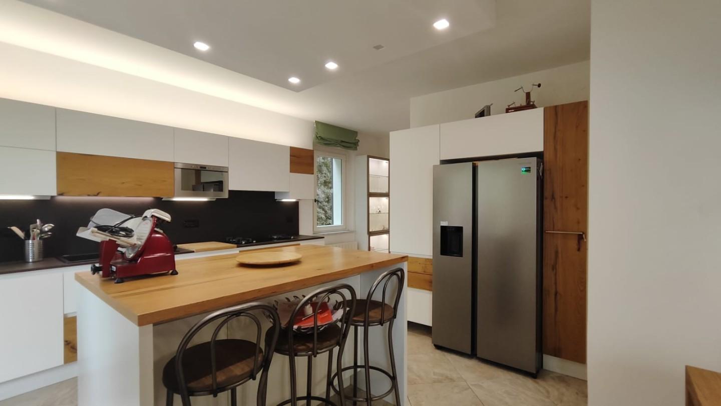 Bilocale arredato in affitto, Massa bergiola