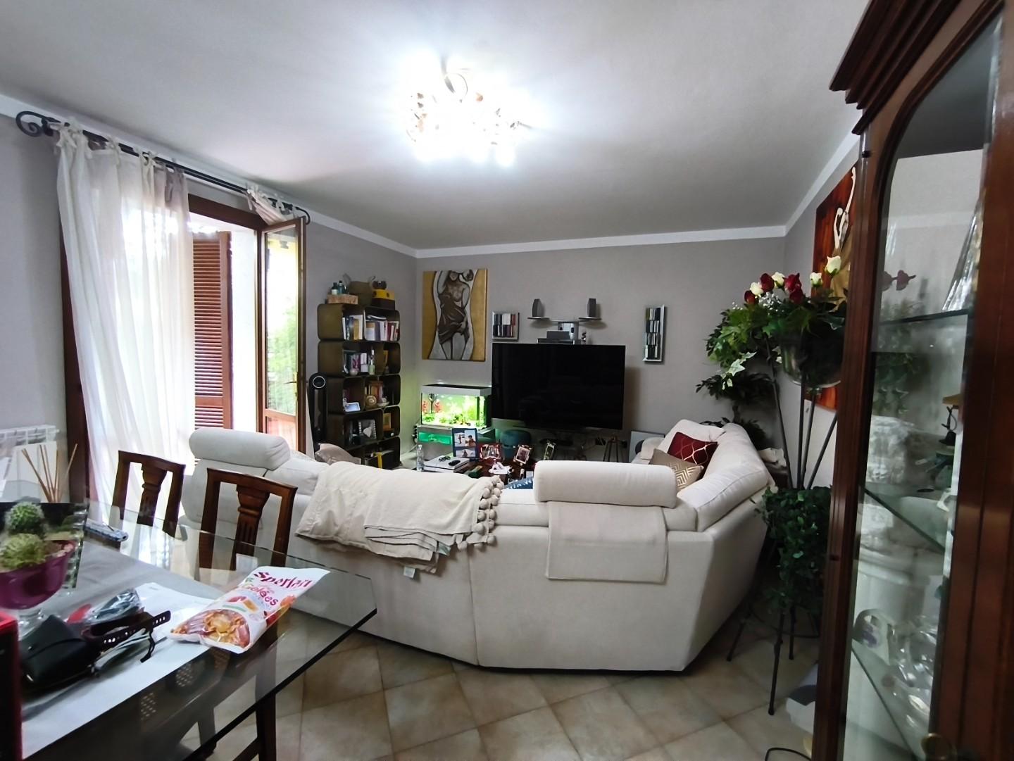 Casa indipendente con giardino, Carrara bonascola