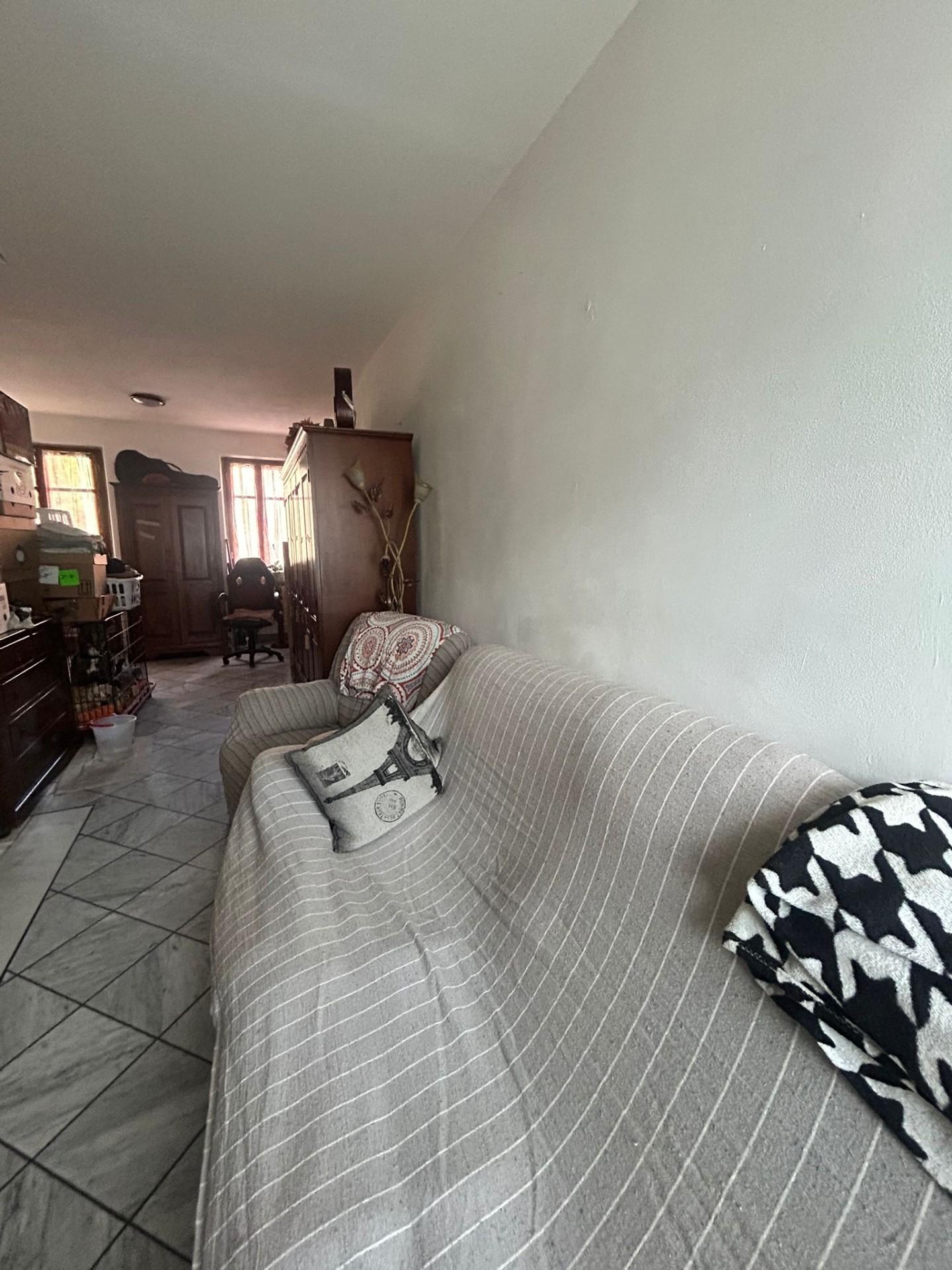 Casa indipendente in affitto a Massa