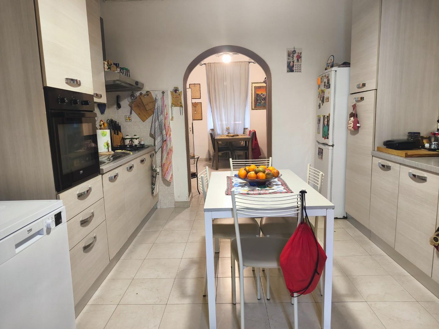 Casa indipendente con giardino, Carrara marina di