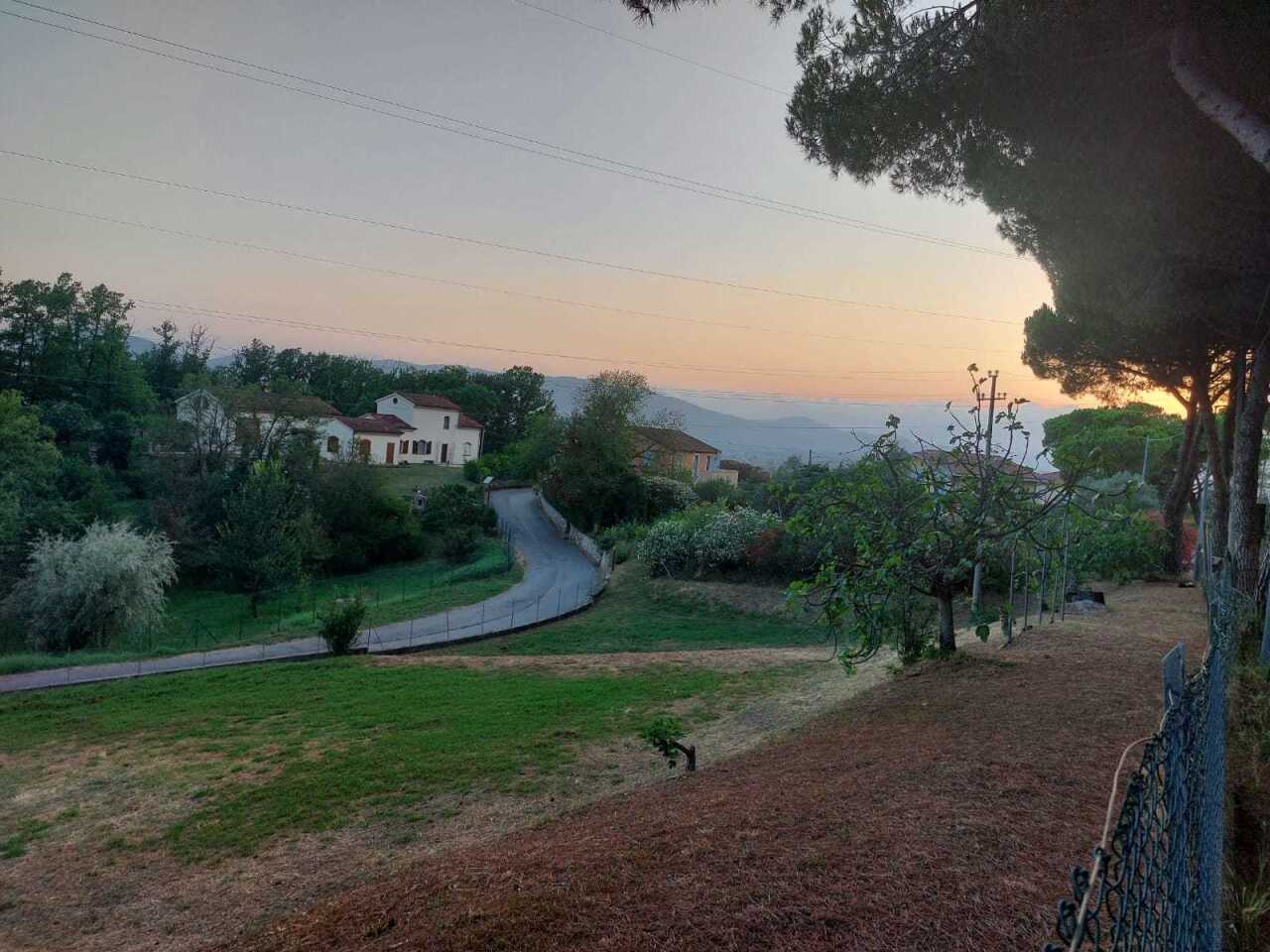 Casa indipendente con giardino a Castelnuovo Magra