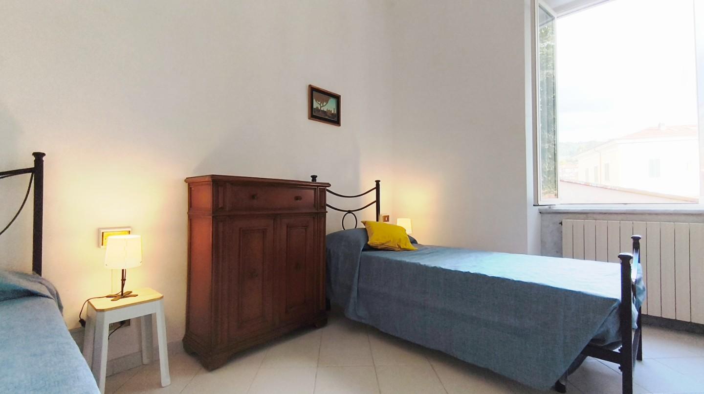 Stanza Singola ristrutturata a Carrara