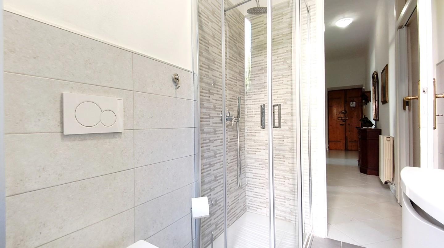 Stanza Singola ristrutturata a Carrara