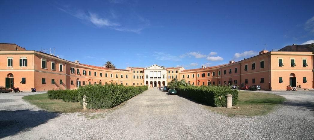 Villa con giardino, Livorno ardenza mare