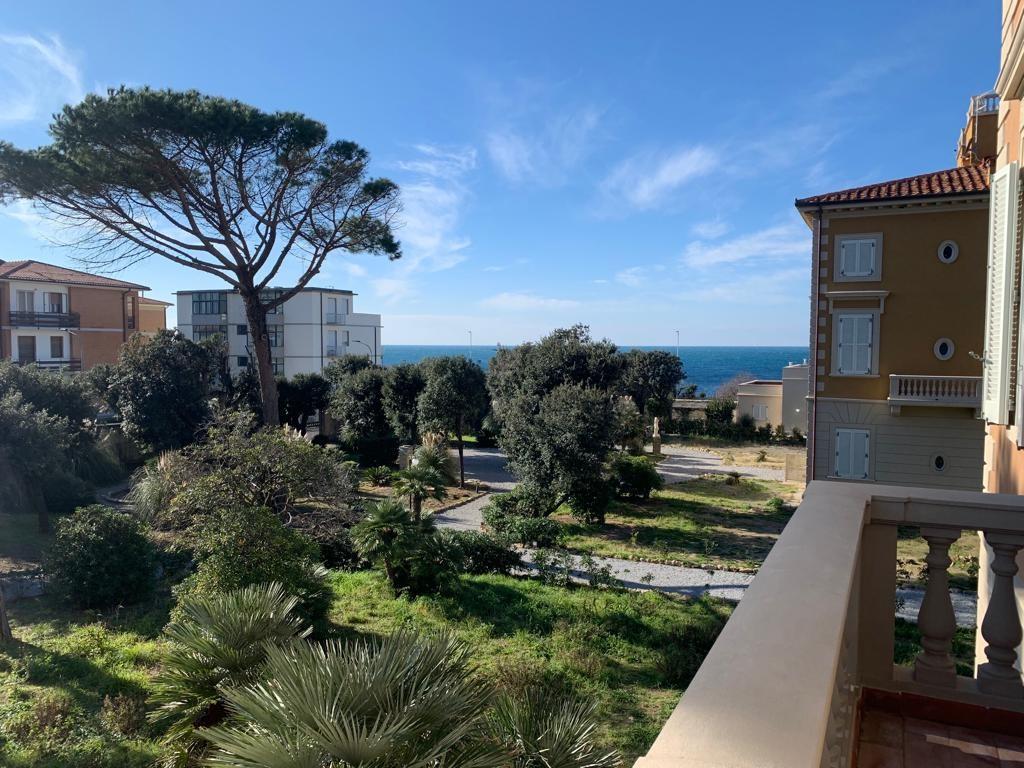 Villa vista mare, Livorno antignano