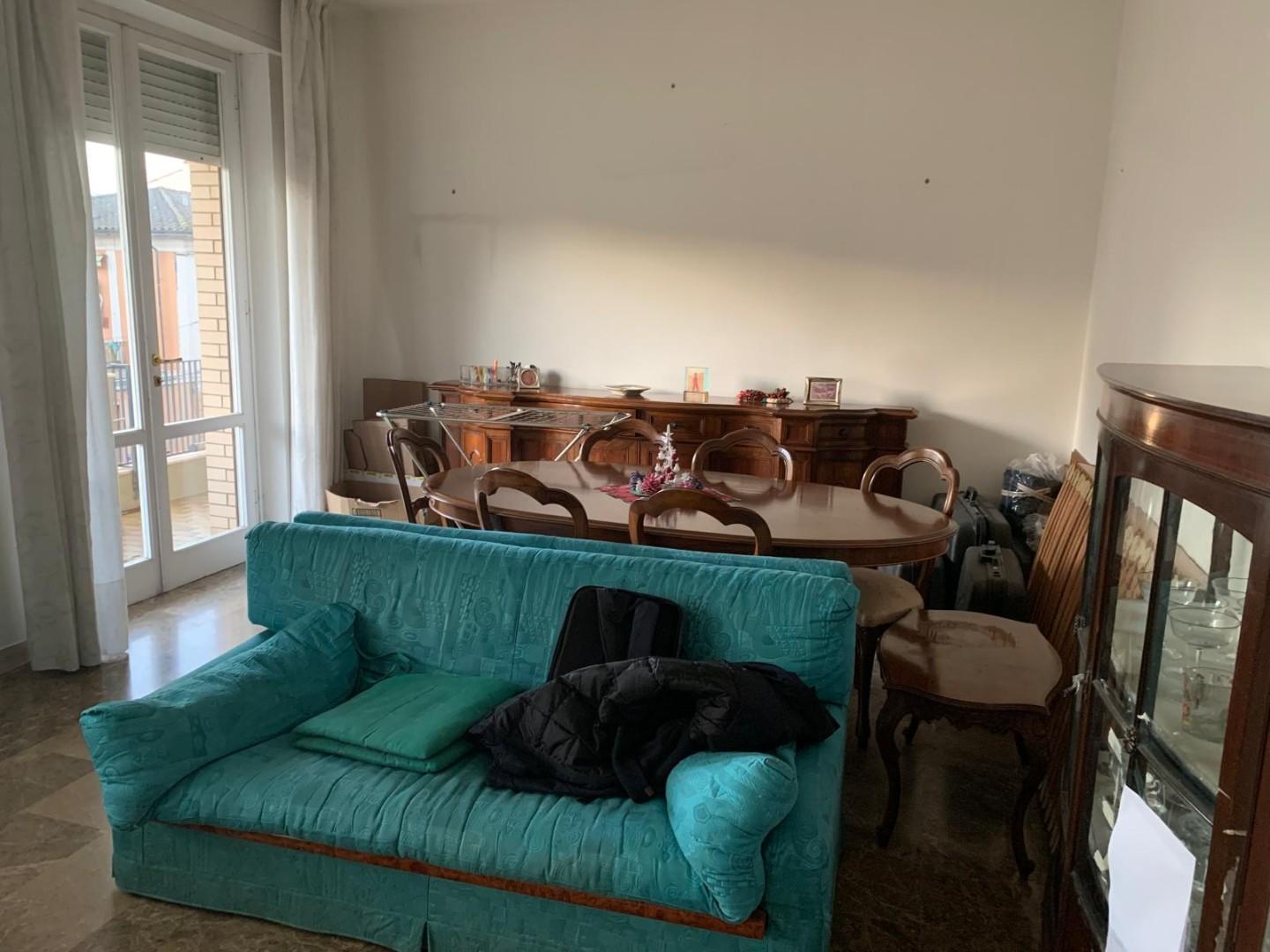 Quadrilocale con terrazzo, Livorno calzabigi