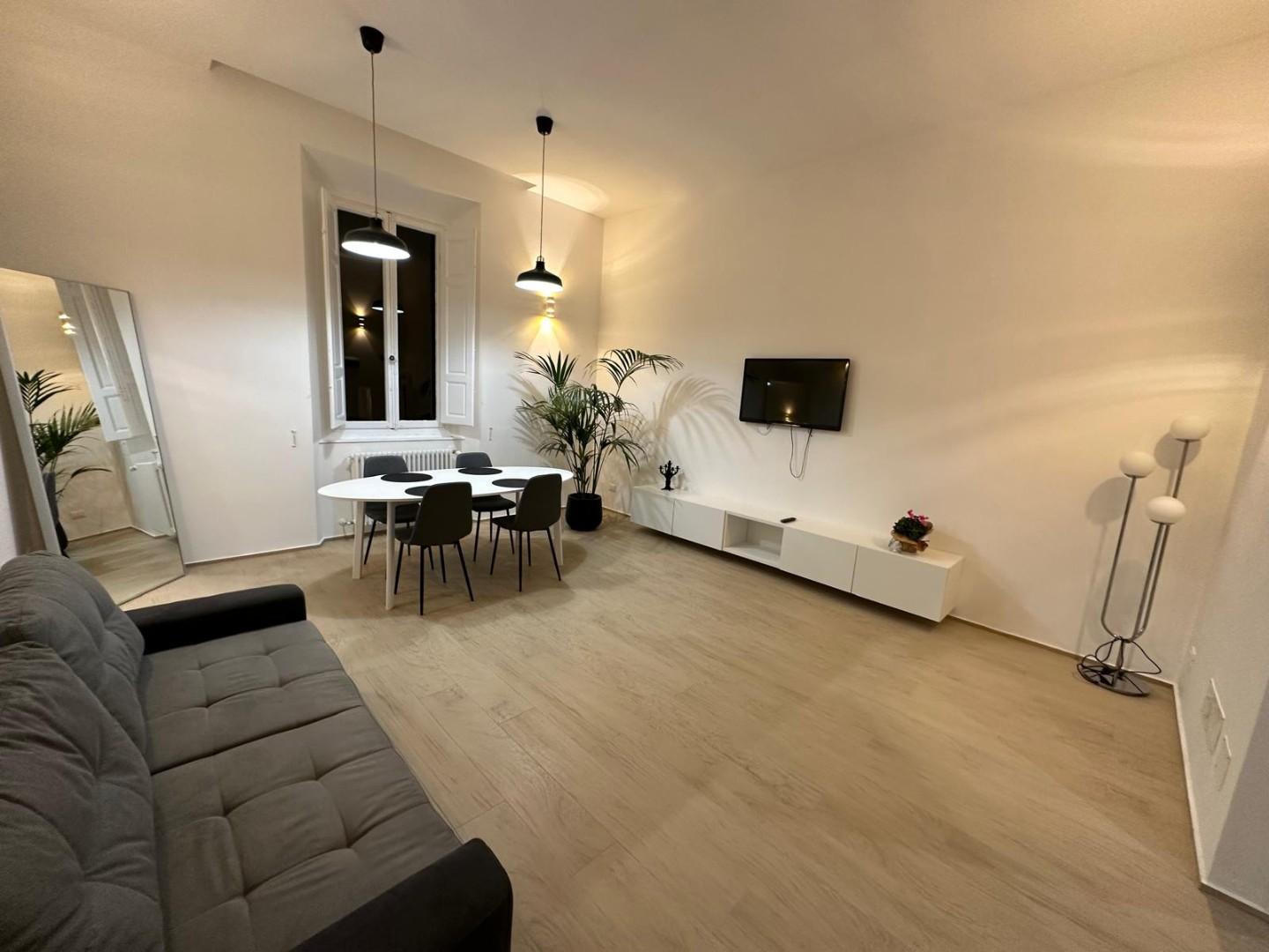 Appartamento arredato in affitto, Livorno viale italia