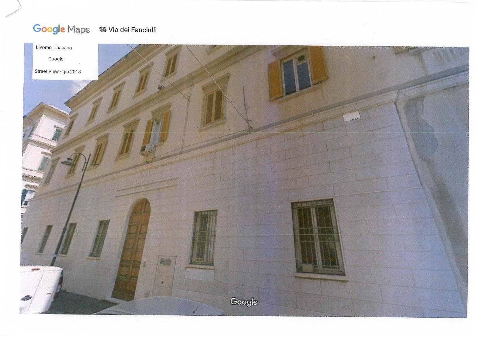 Appartamento con terrazzo, Livorno centro