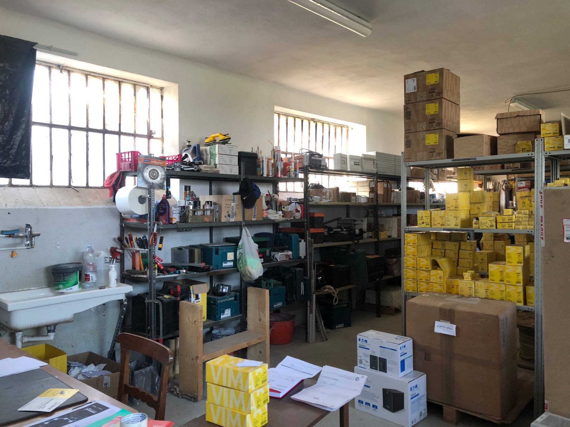 Magazzino in vendita a Mondov