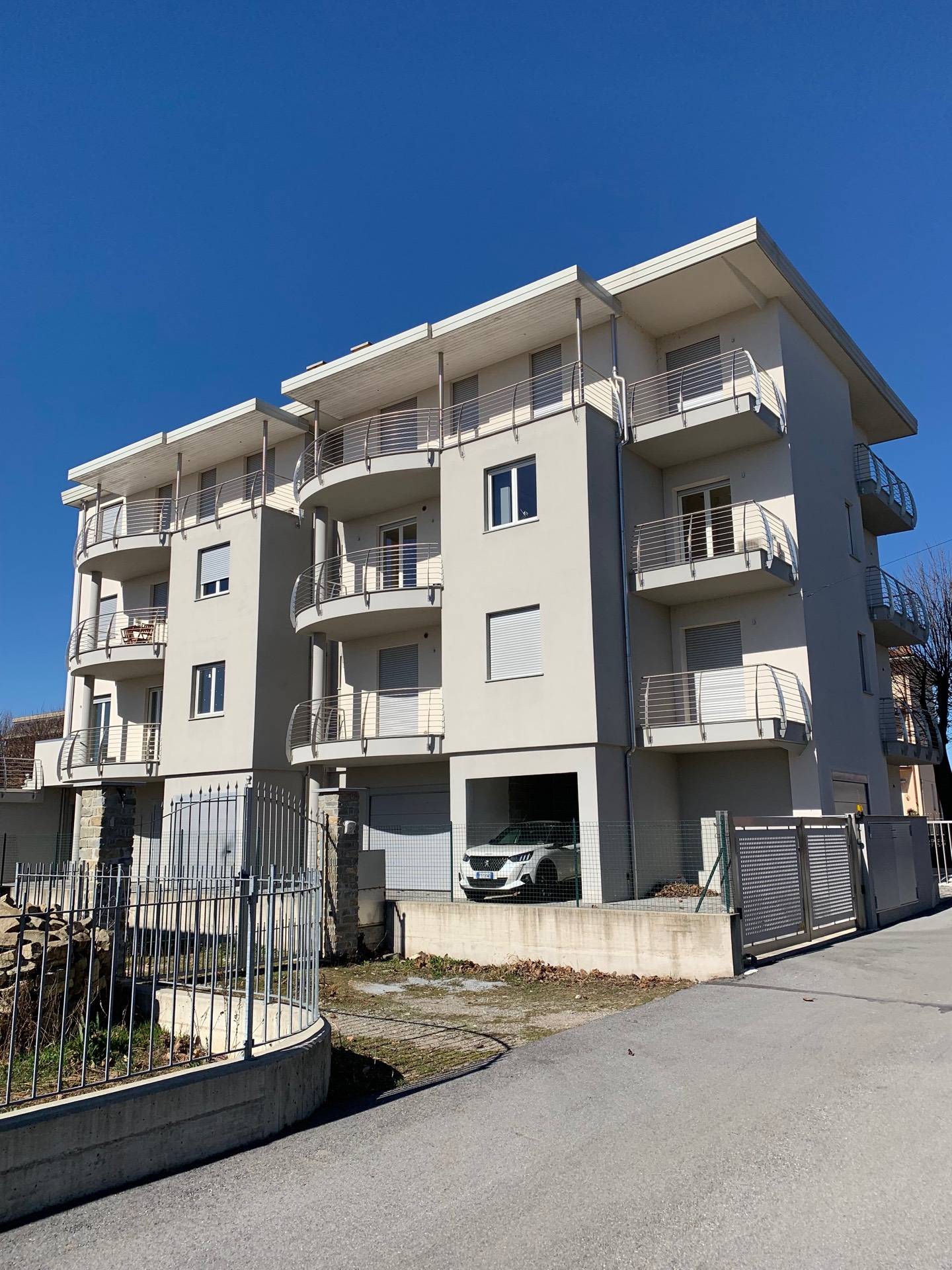 Appartamento in vendita a Carr