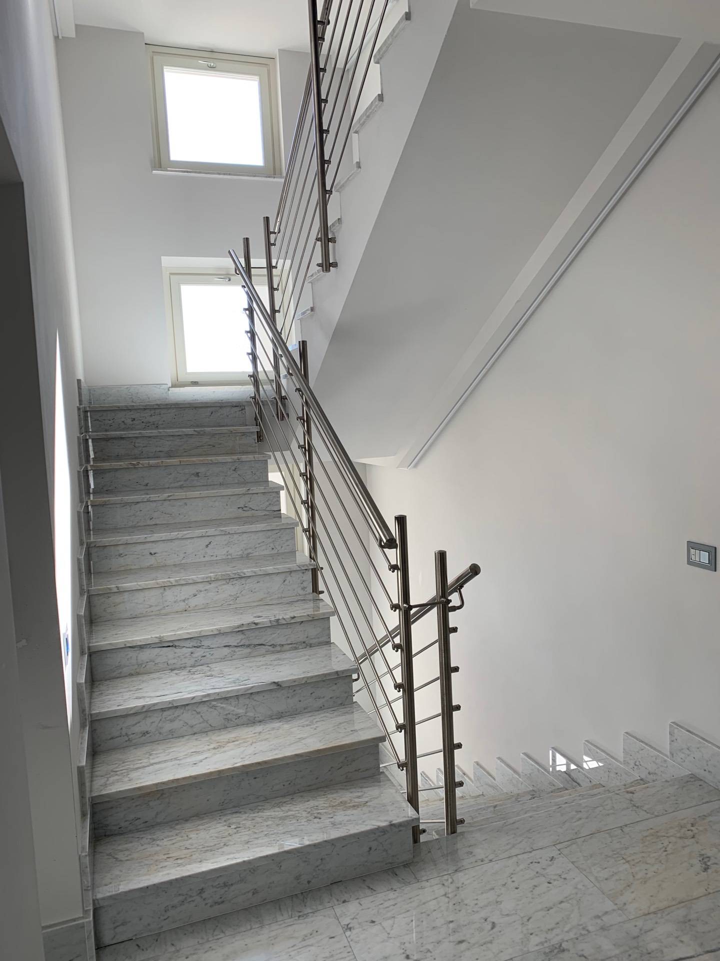 Appartamento in vendita a Carr