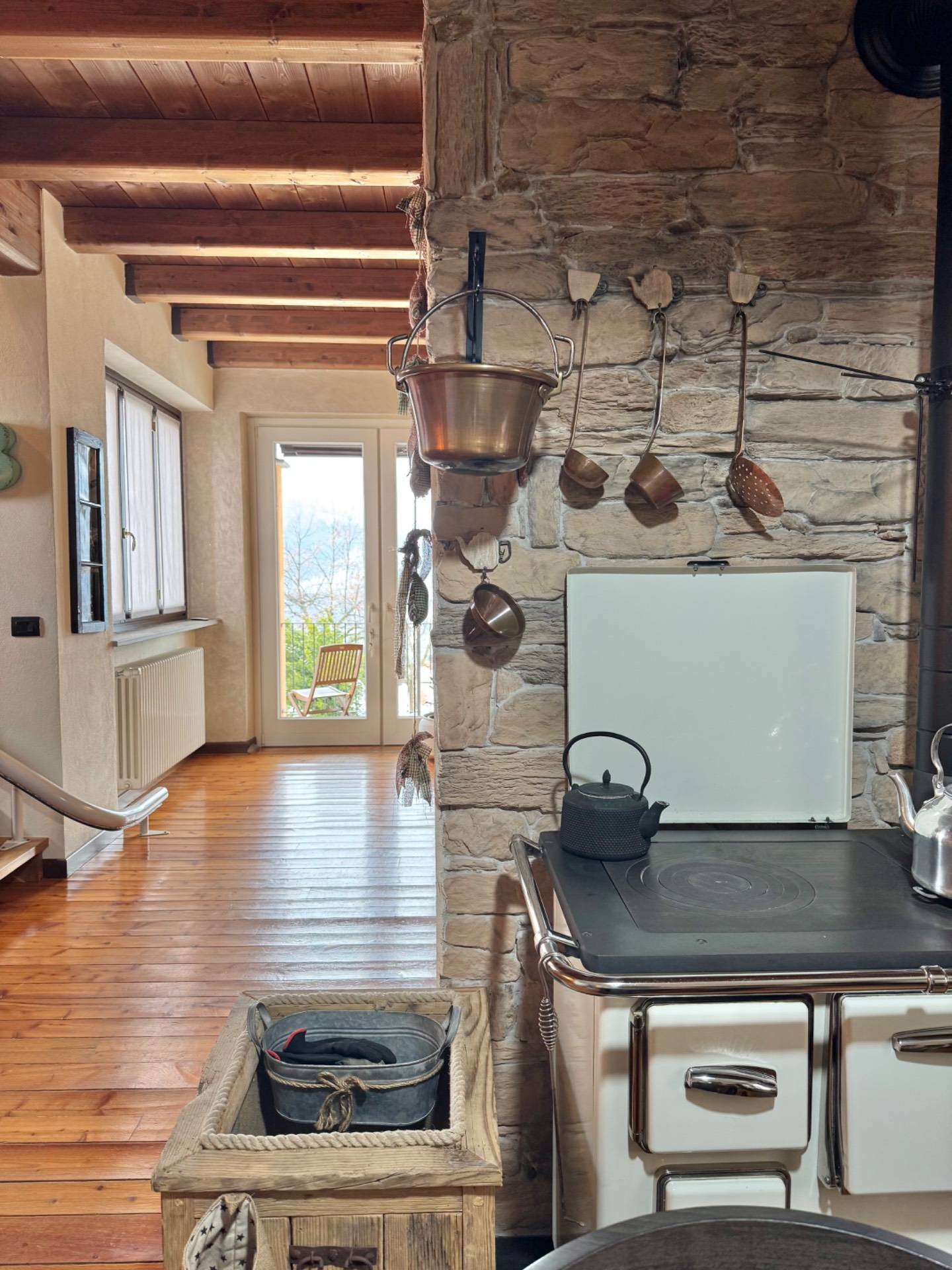 Villa in vendita a Scagnello