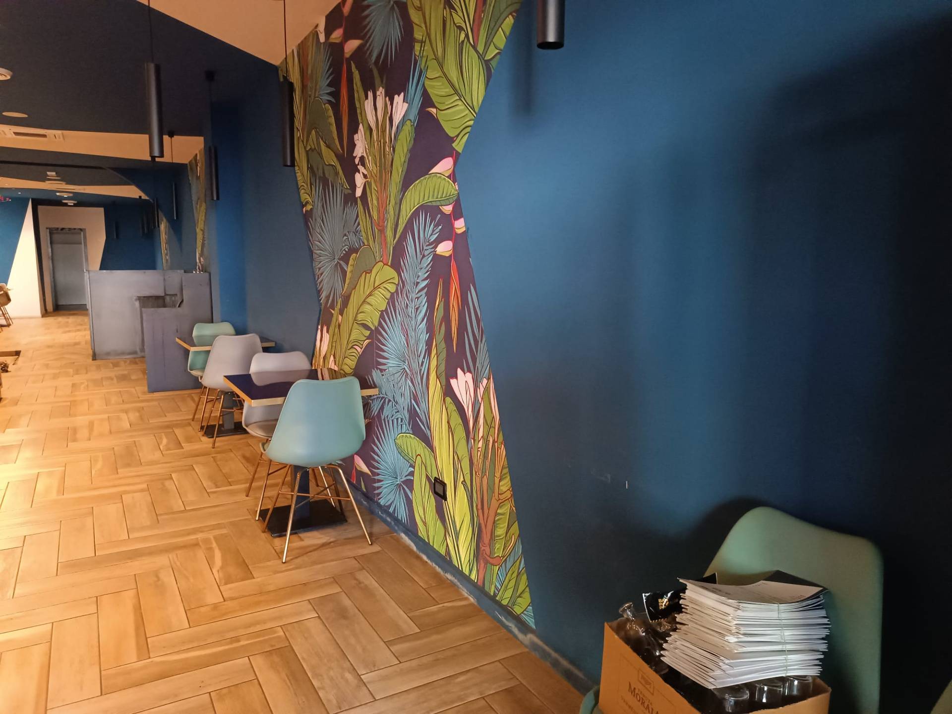 Locale commerciale in affitto a Pontedera, Villaggio Piaggio