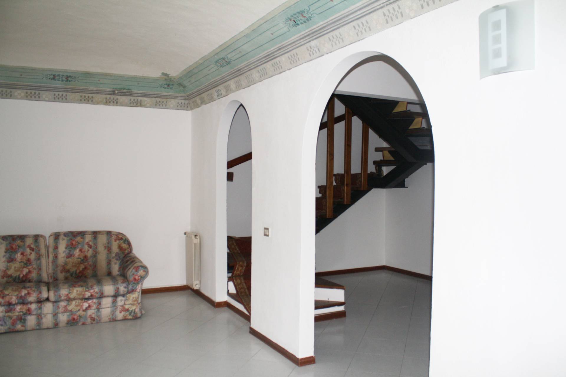 casa indipendente in affitto a Terricciola