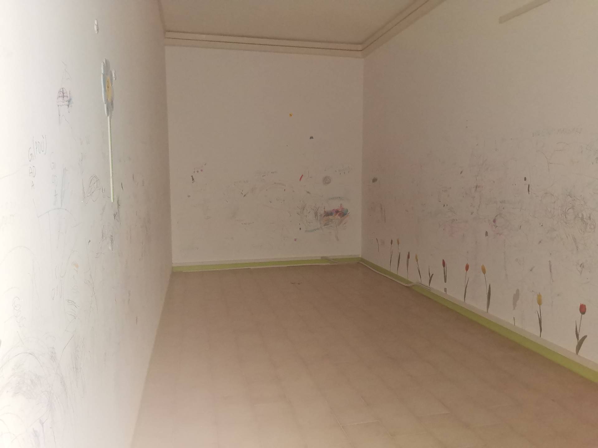 Locale commerciale in affitto a Calcinaia, Fornacette