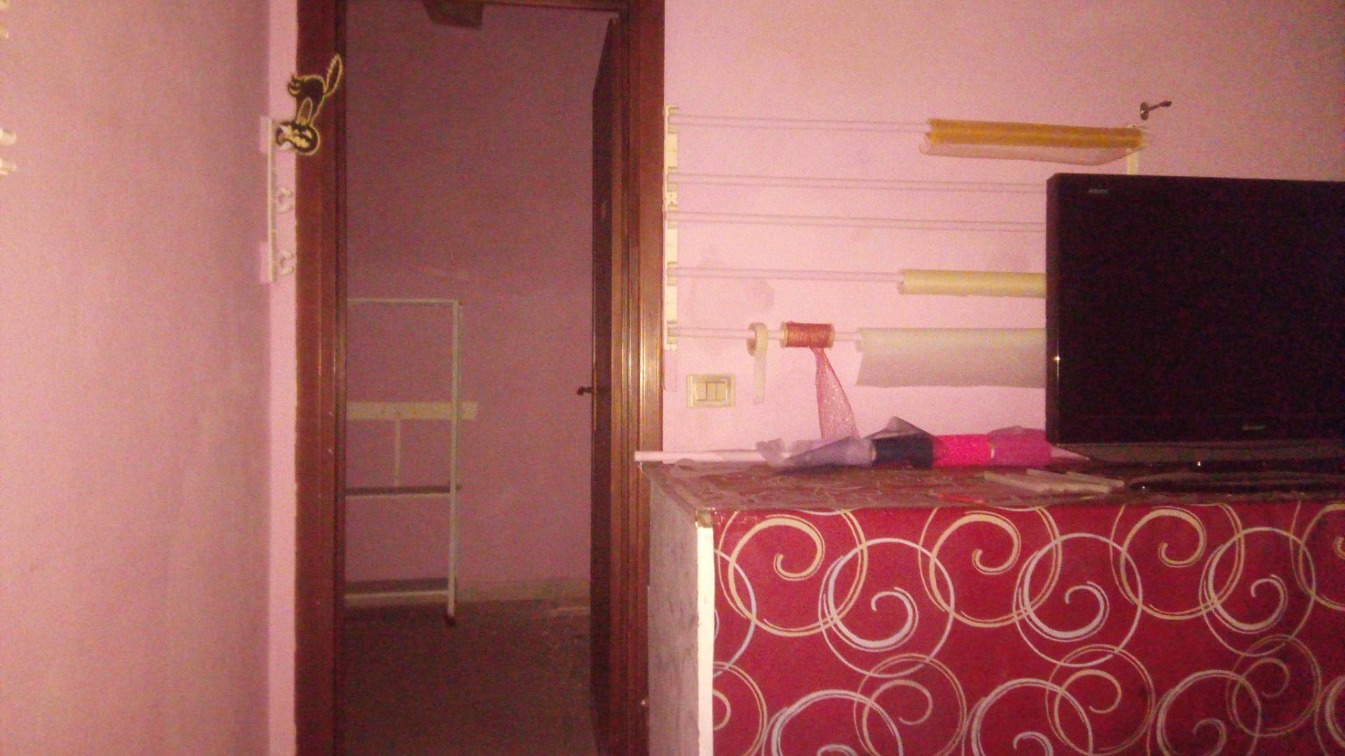 Locale commerciale in affitto a Ponsacco