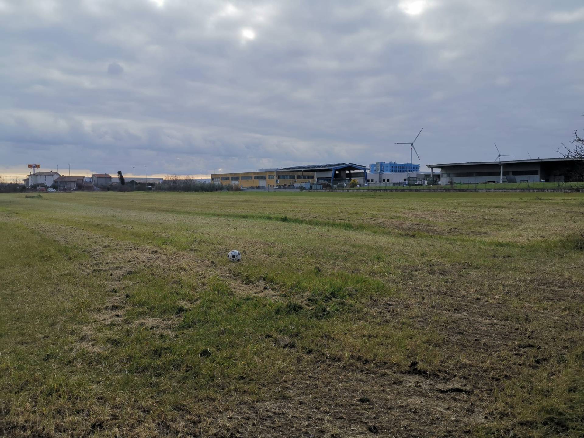 Terreno edificabile in vendita a Pontedera, Gello