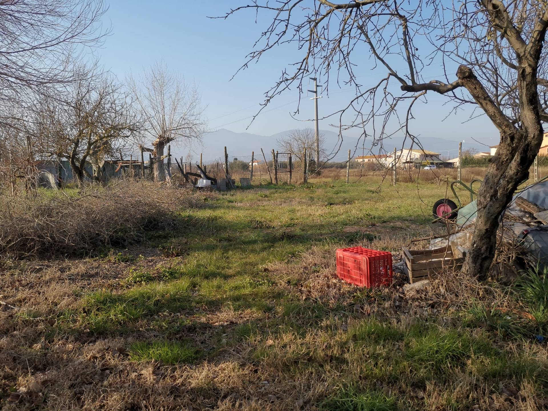 Terreno edificabile in vendita a Pontedera, Gello