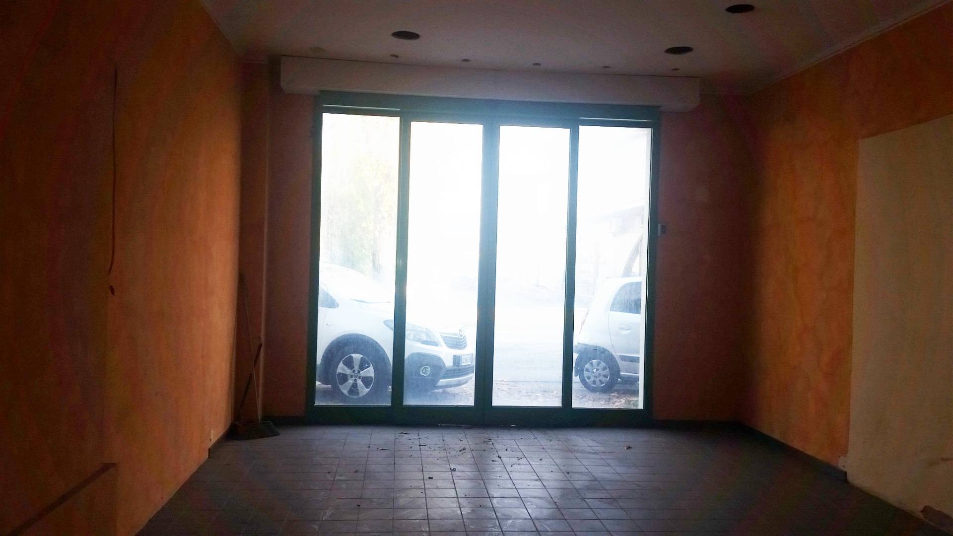 Locale commerciale in vendita a Ponsacco