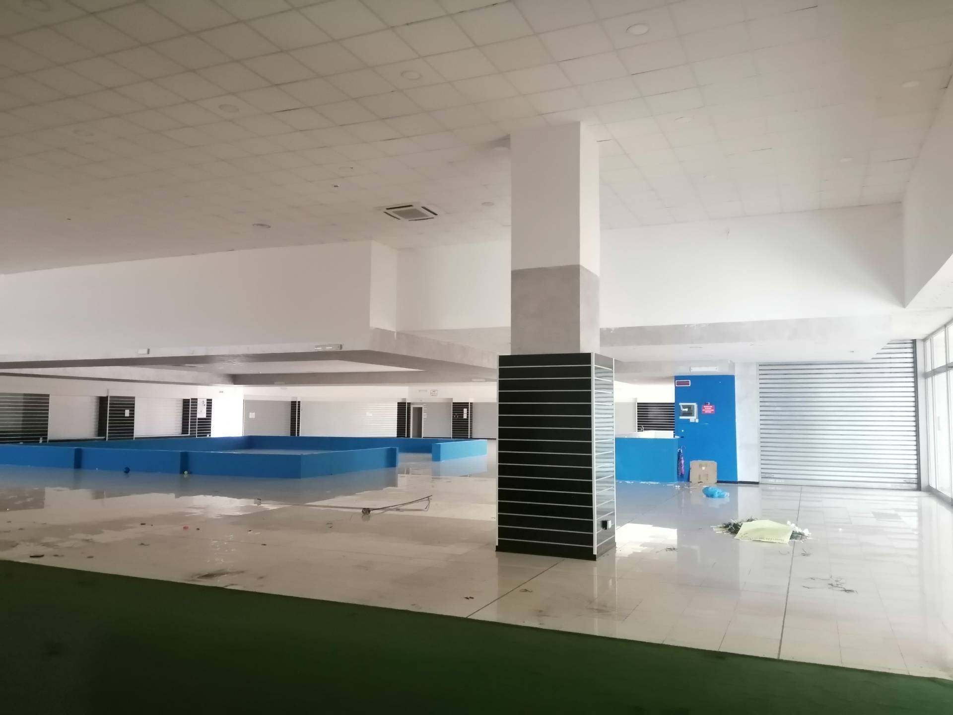 Locale commerciale in affitto a Ponsacco