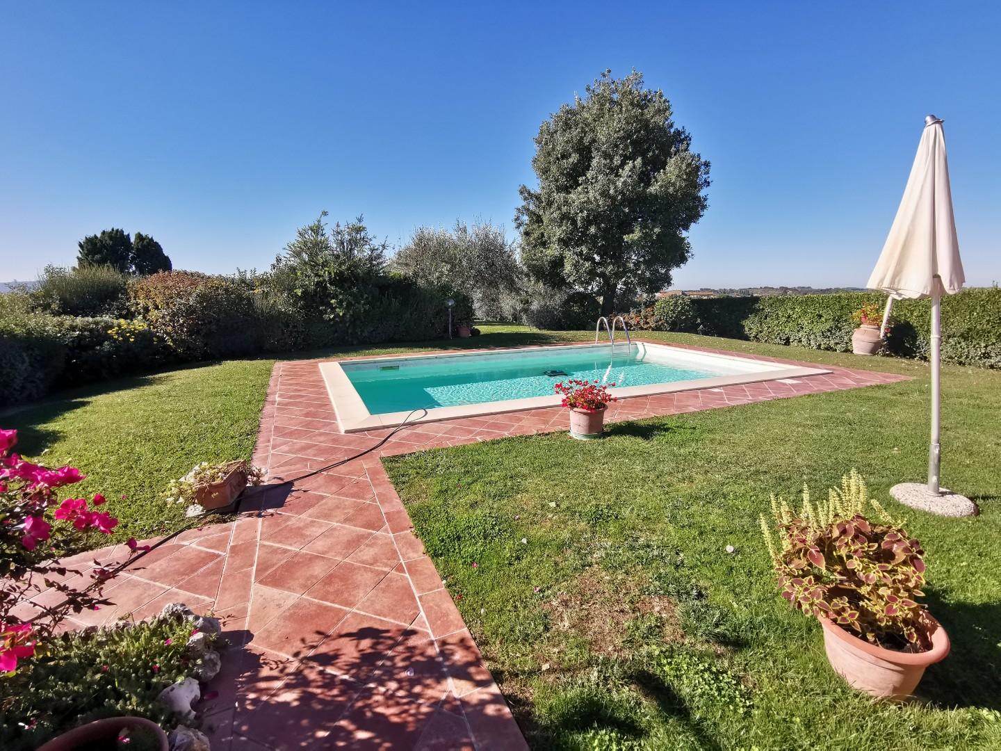 Casa indipendente con giardino a Palaia
