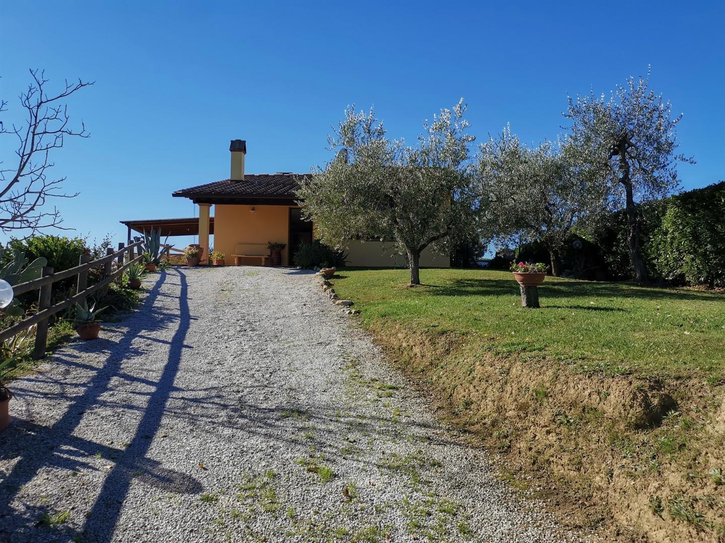 Casa indipendente con giardino a Palaia